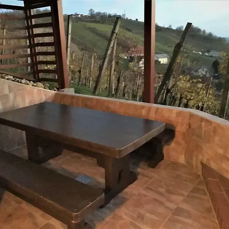 Brunarica Contos * Lendava