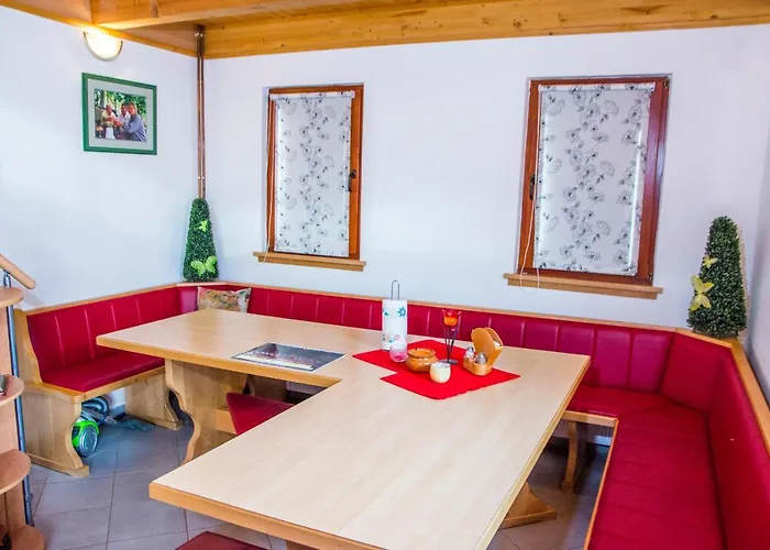 Nyaraló Brunarica Contos